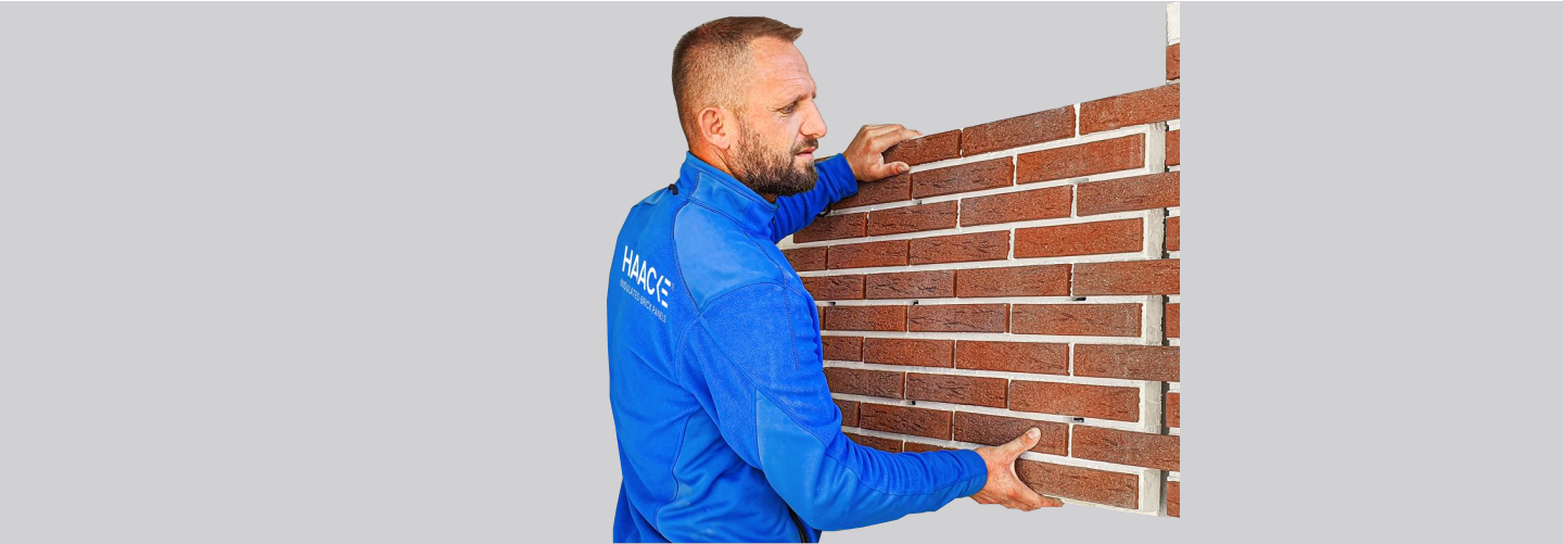 Montage eines Haacke Isolierklinker-Elements